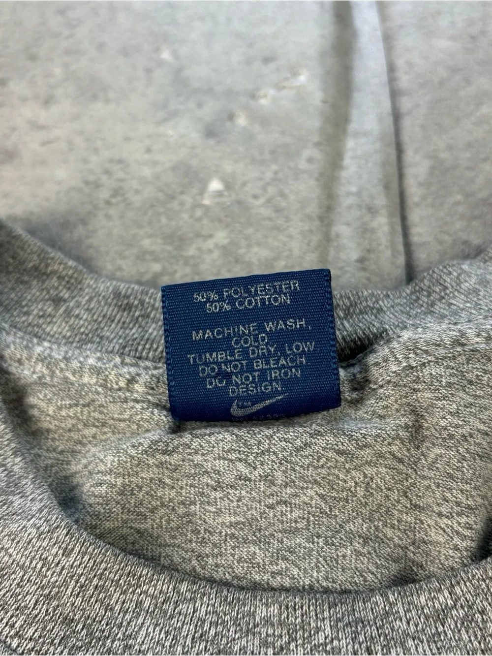 Vintage 80s nike gray spell-out tshirt